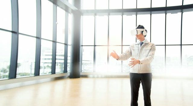電子機器の進化を支えるプリント基板の高密度化と設計製造技術の最前線